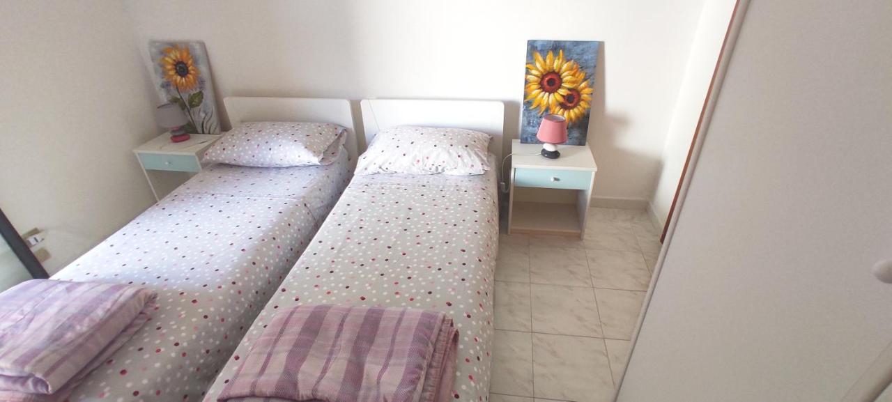 Appartamento La Dolce Vista Magomadas Esterno foto
