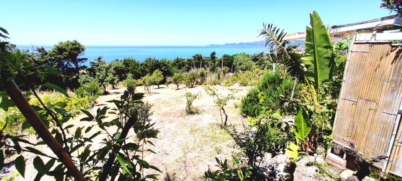 Appartamento La Dolce Vista Magomadas Esterno foto